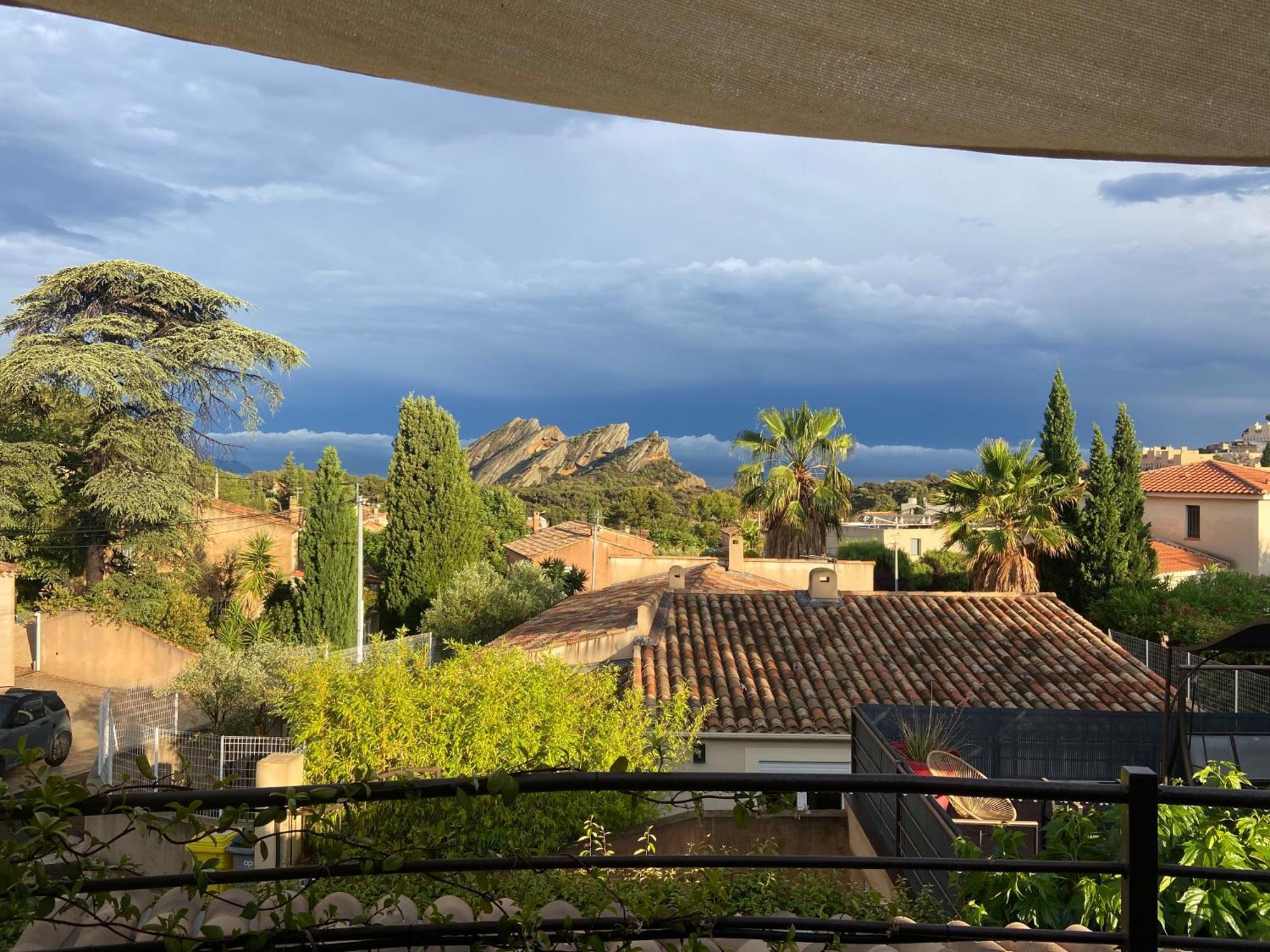 Sublime Logement Avec Vue Mer Et Jacuzzi La Ciotat Zewnętrze zdjęcie